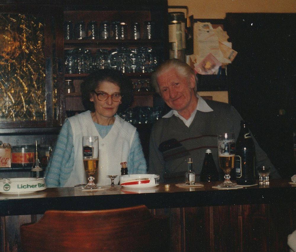 svc vereinsheim   1990   liselotte und helmut rosenkranz